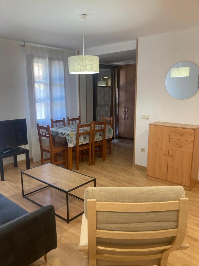 Casa Del Camino Apartment บีเอสกัส ภายนอก รูปภาพ